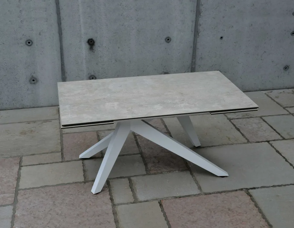 Tavolo allungabile Saga finitura Beton