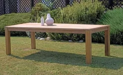 Tavolo Fisso da Esterno Giacarta in Teak Riciclato disponibile in 2 Misure