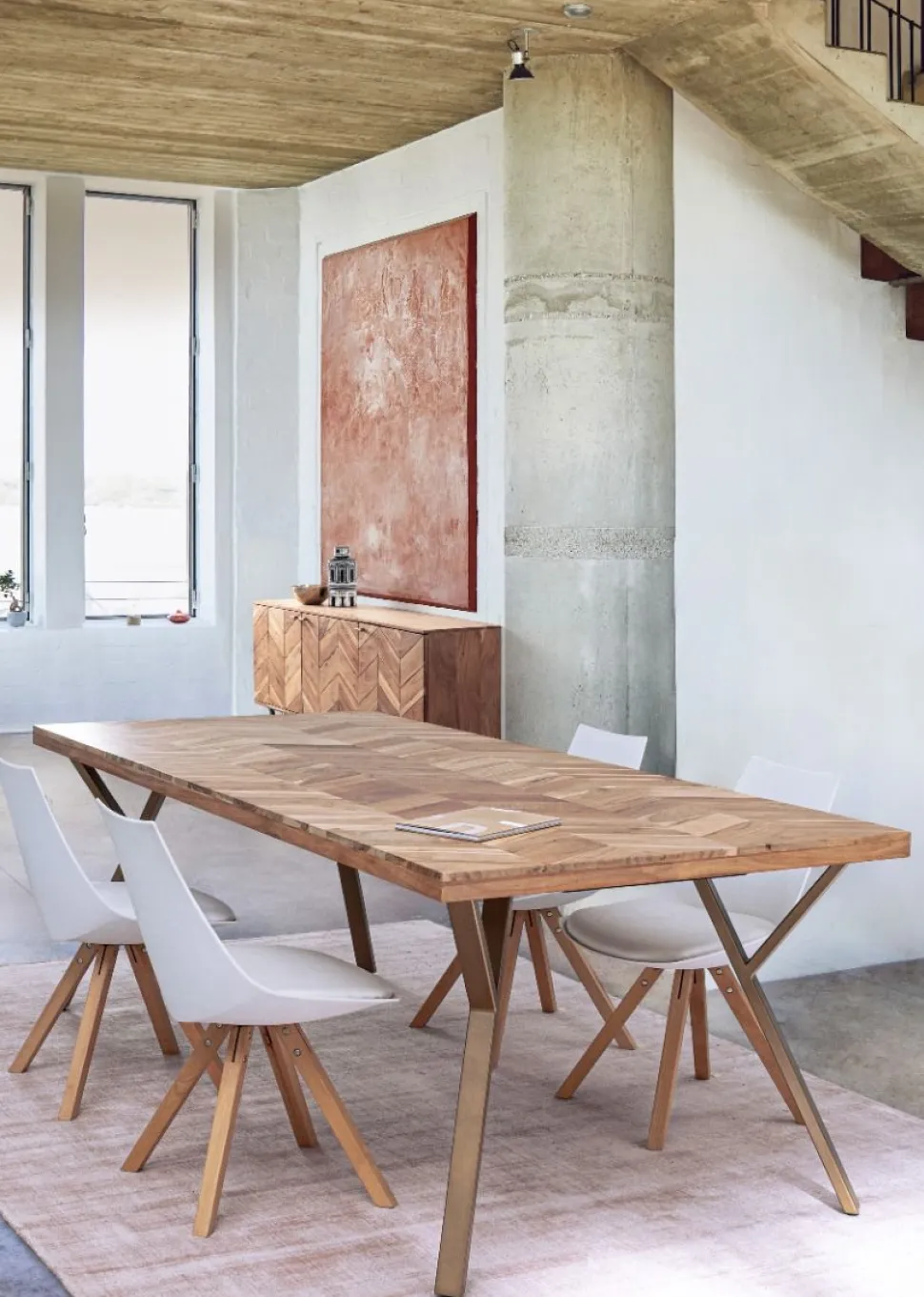 Tavolo fisso in legno massello Raida disponibile in 2 misure