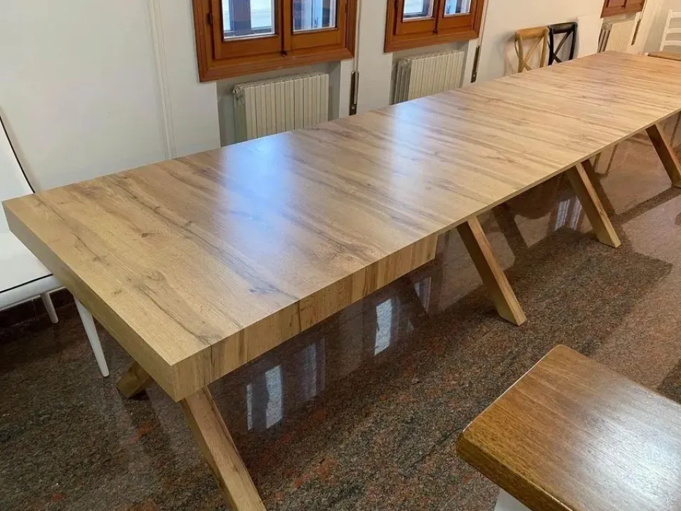 Tavolo in legno X5 rovere , bianco frassino e cemento allungo fino a 4,8mt