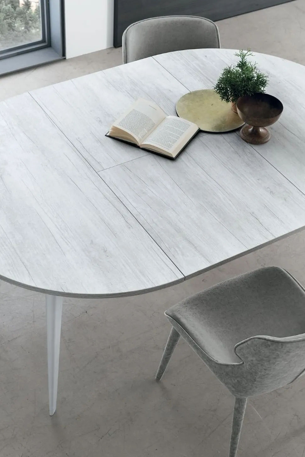 Tavolo rotondo allungabile Aiace disponibile in vari colori