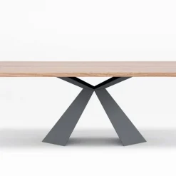 Tavolo Tokyo Eurosedia fisso 160x90 gambe grigio ral7015 e piana in legno scortecciato