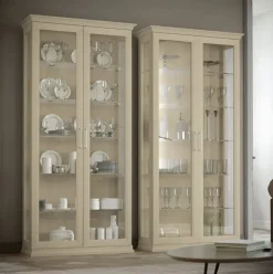 Vetrina Amanda linea Motivi disponibile in vari colori